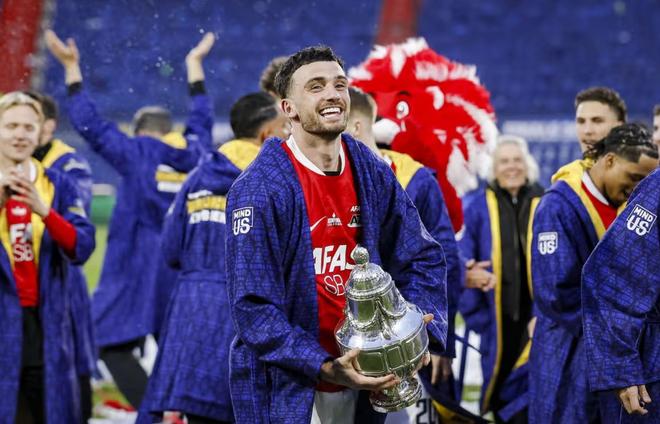 英媒：帕罗特愿意回归他热爱的热刺，无论其是否处于顶级联赛