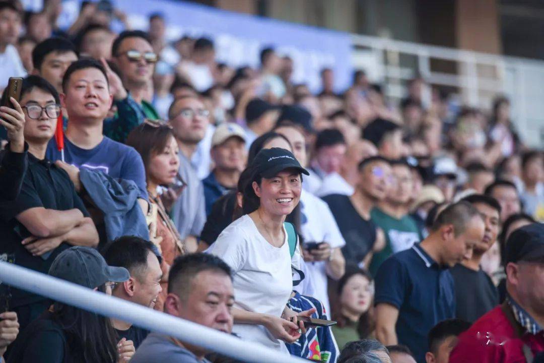今日足球：横滨FCvs鸟栖沙岩 东京vs清水鼓动 德岛漩涡vs大阪樱花