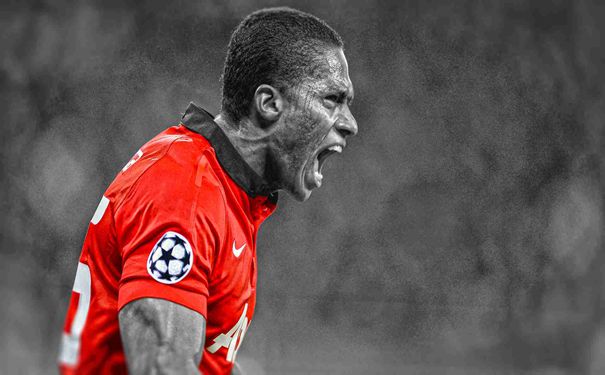 你也爱打拳？孔帕尼赛后做“农夫三拳”式庆祝与拜仁球迷互动